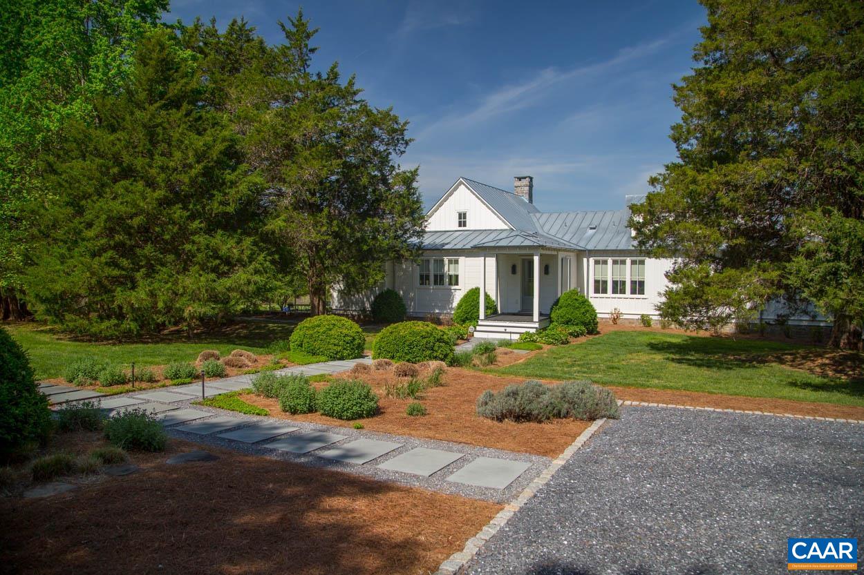 818 ENNIS MOUNTAIN RD