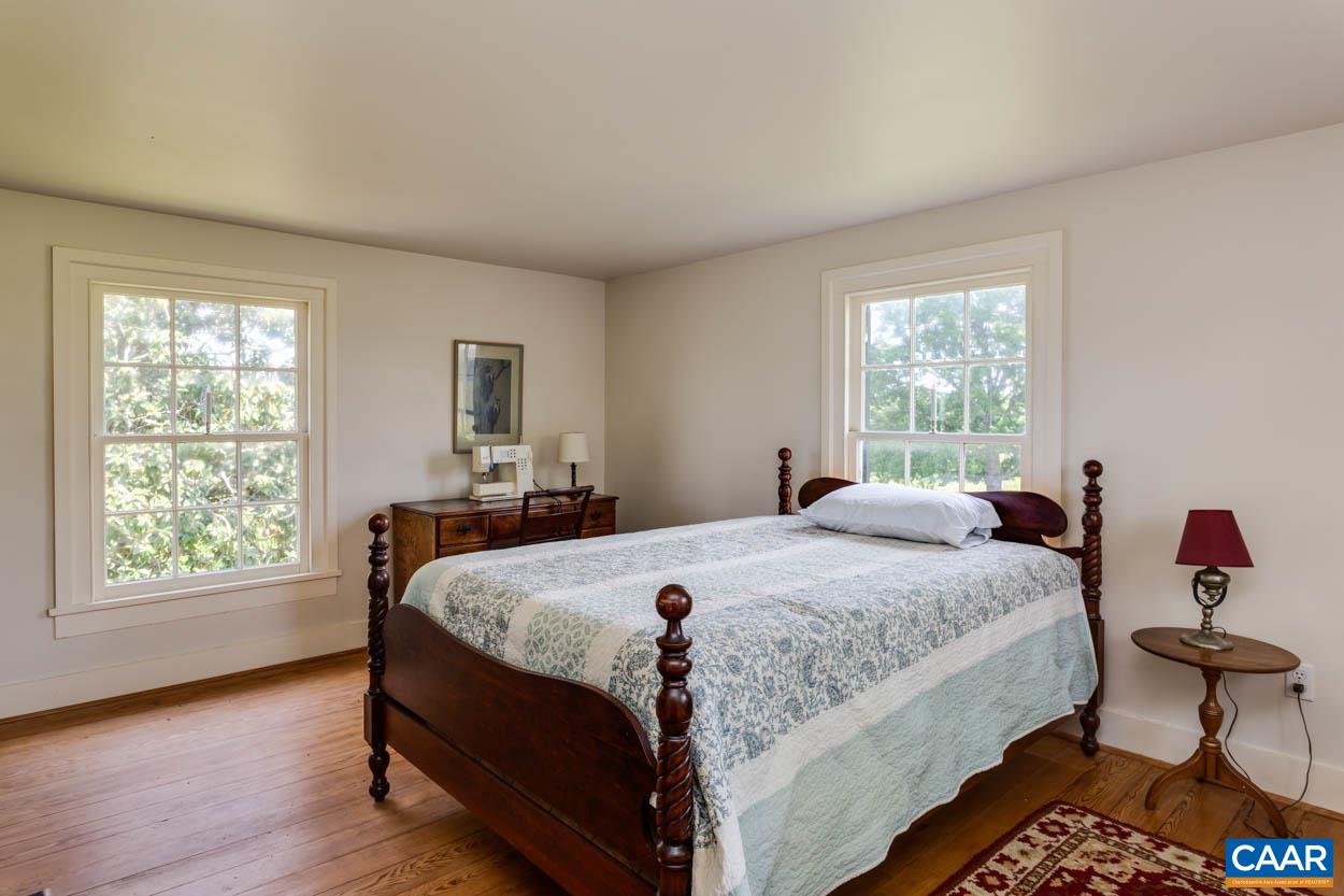4645 JACK JOUETT RD