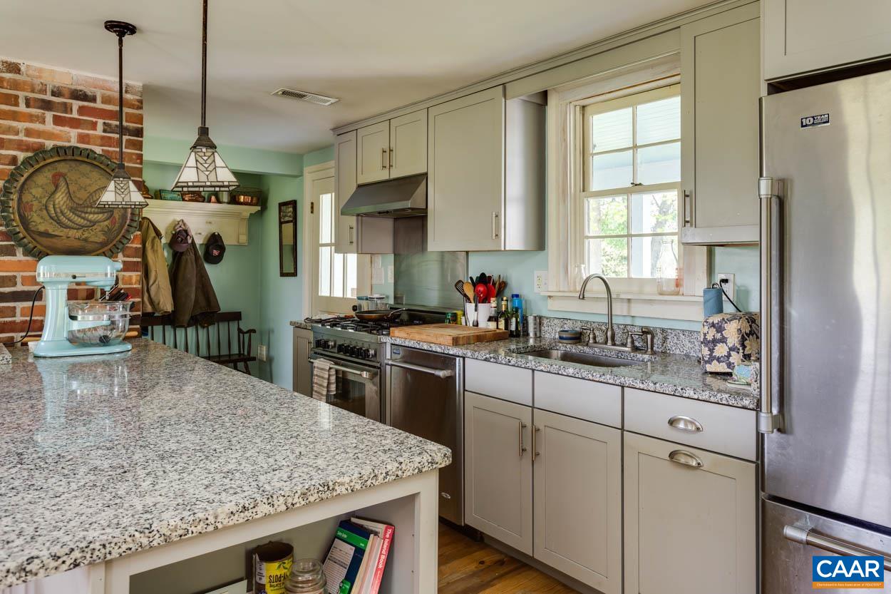 4645 JACK JOUETT RD