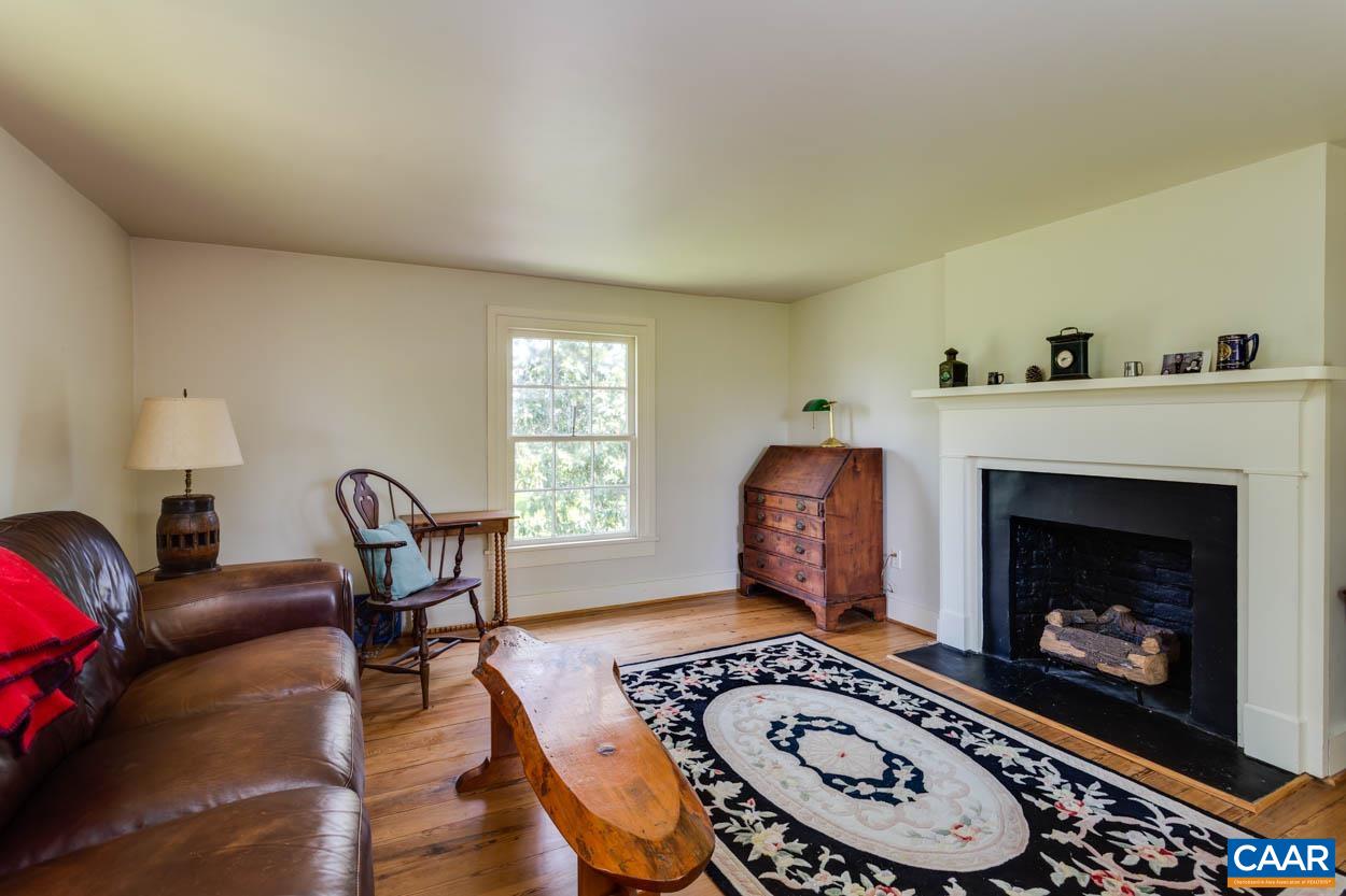 4645 JACK JOUETT RD