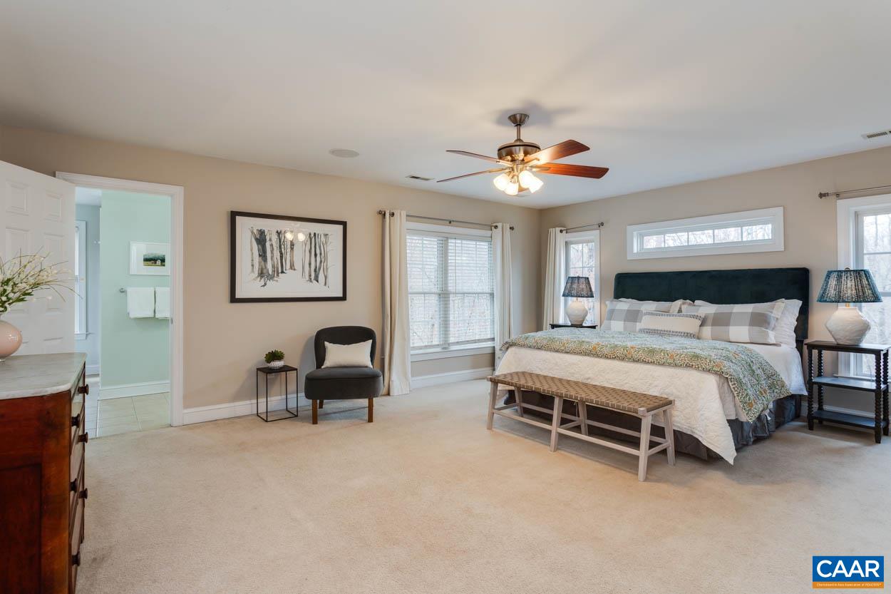 4245 WOODTHRUSH LN