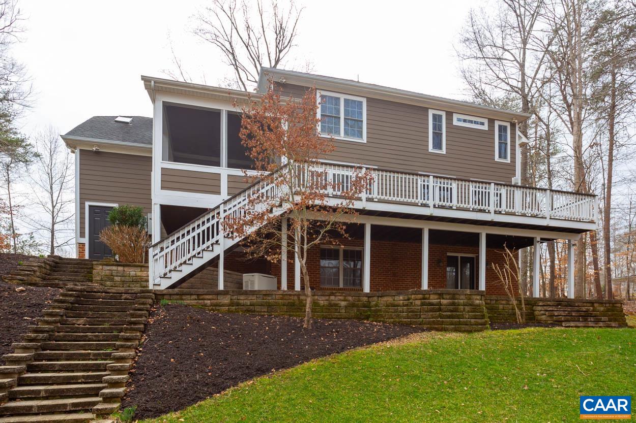 4245 WOODTHRUSH LN