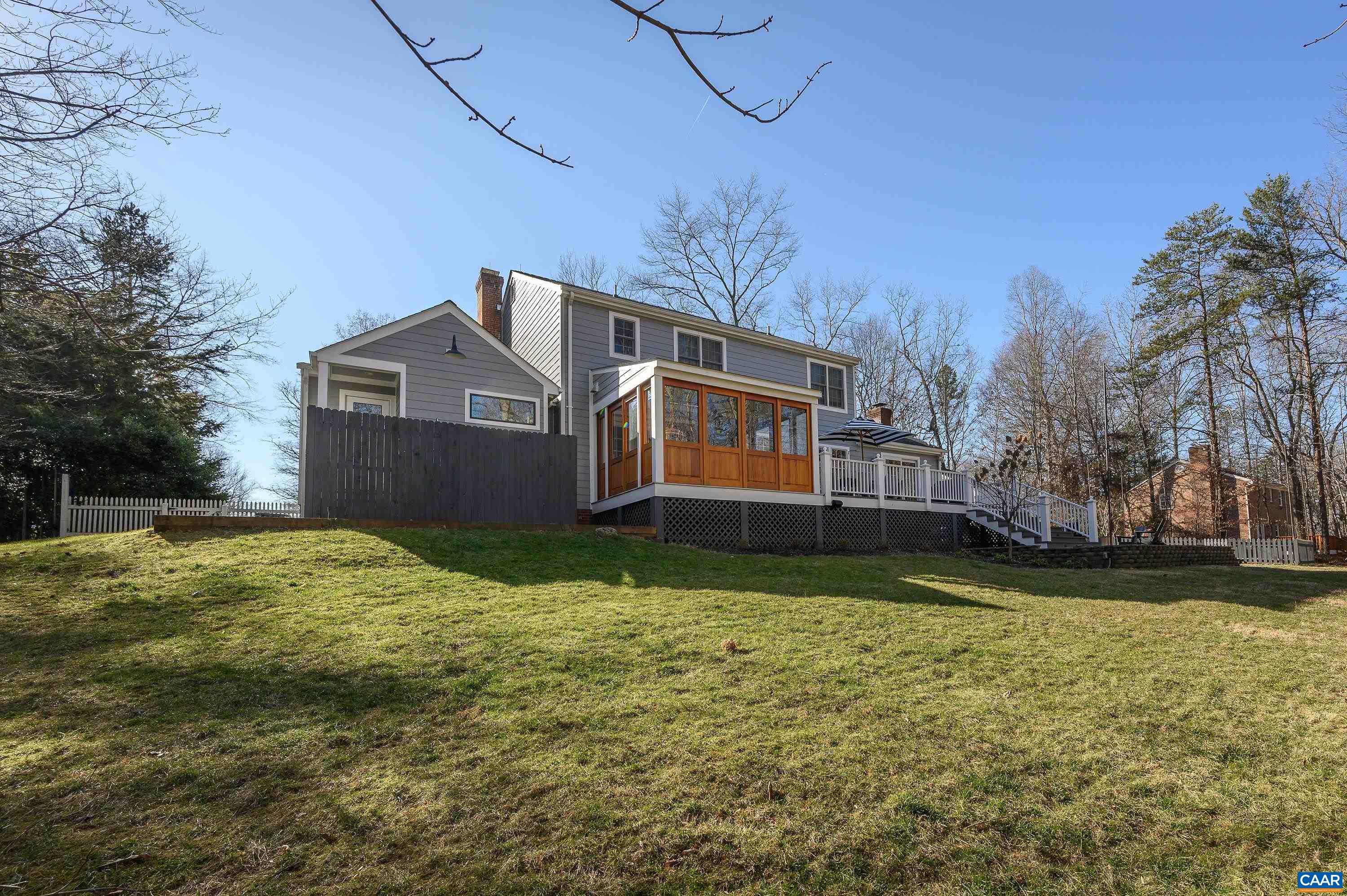 2205 WHIPPOORWILL RD