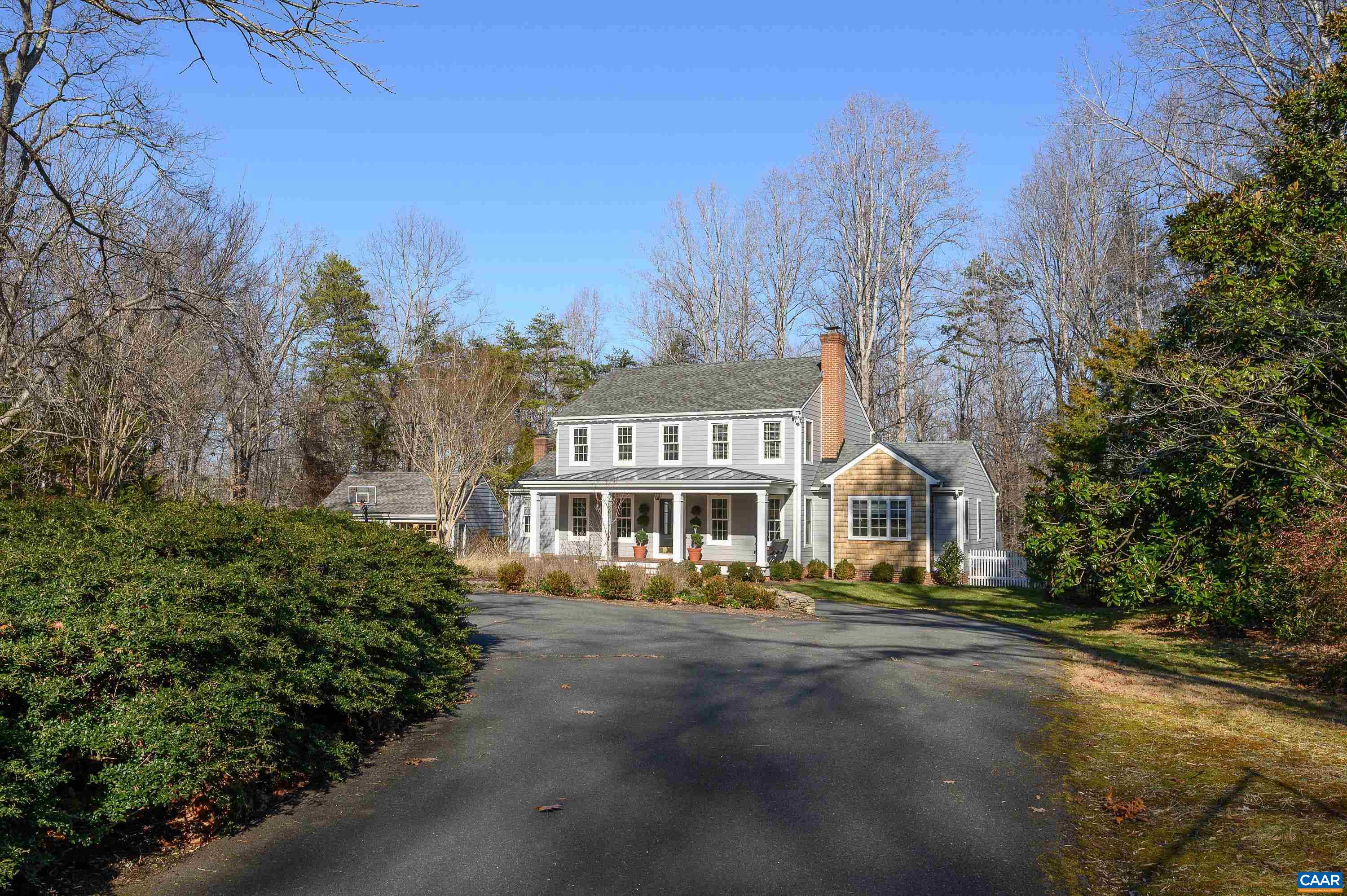 2205 WHIPPOORWILL RD