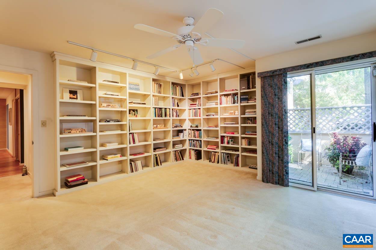 205 NW 2ND ST Unit: A