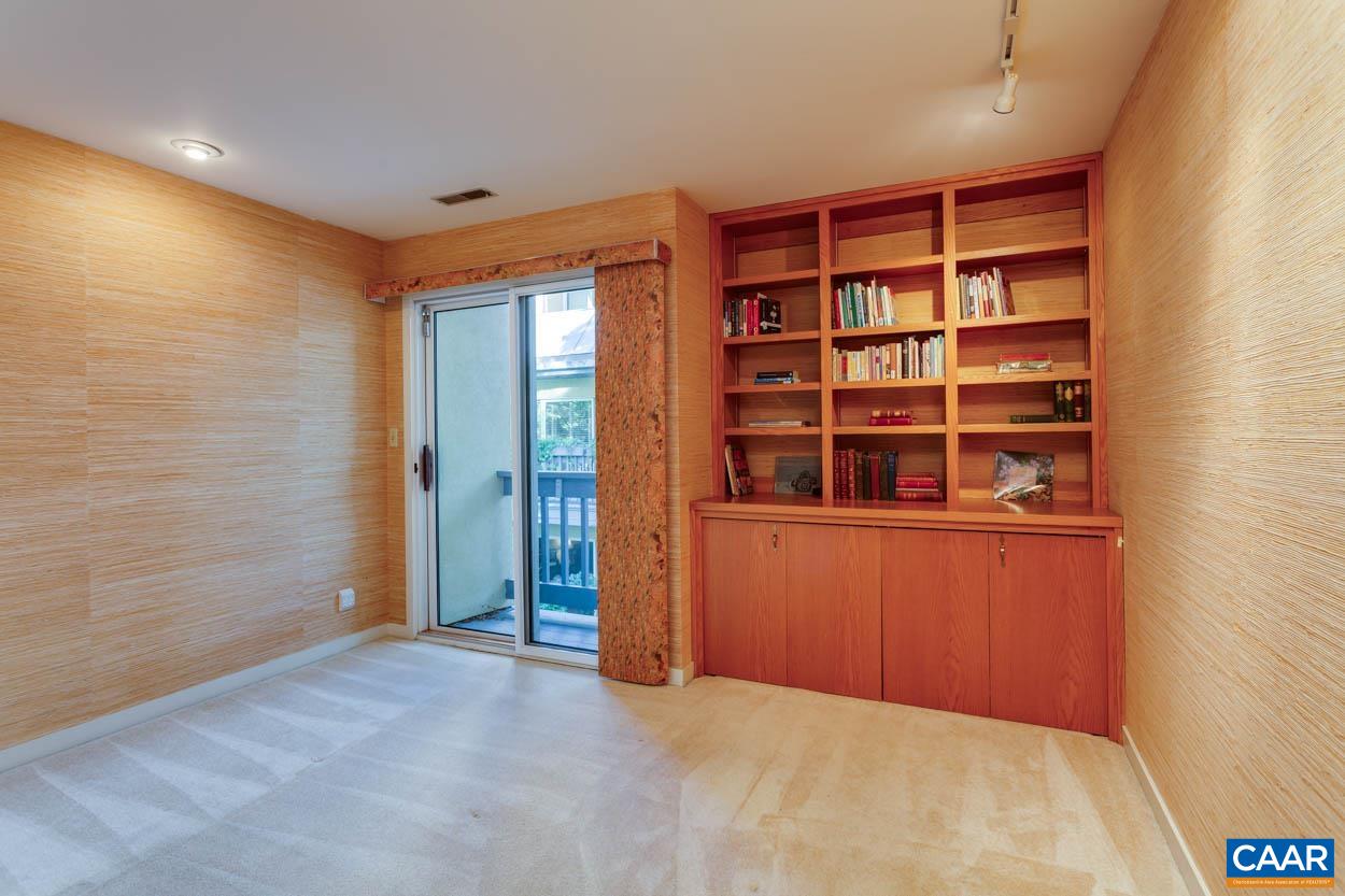 205 NW 2ND ST Unit: A