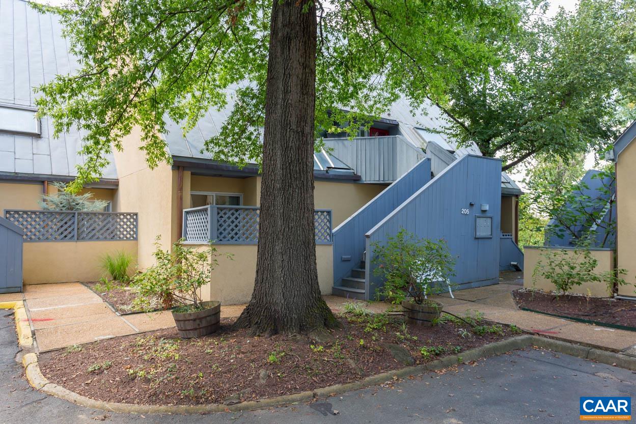 205 NW 2ND ST Unit: A