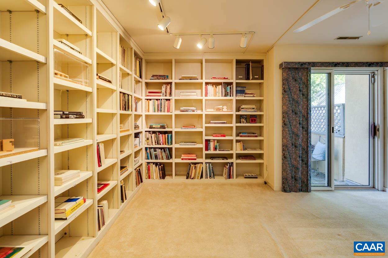 205 NW 2ND ST Unit: A
