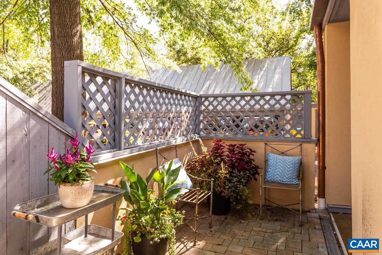 205 NW 2ND ST Unit: A