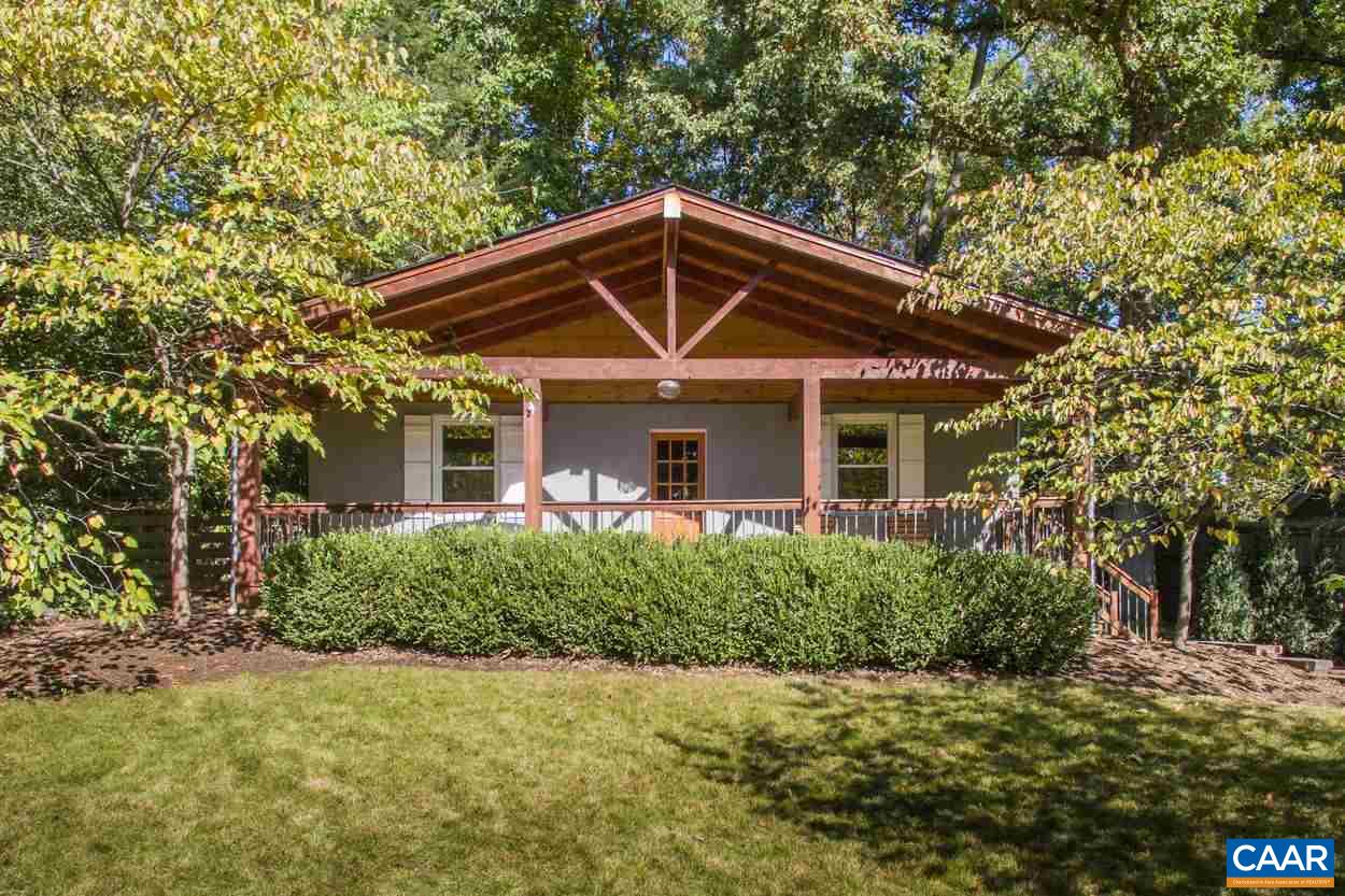 1433 GENTRY LN