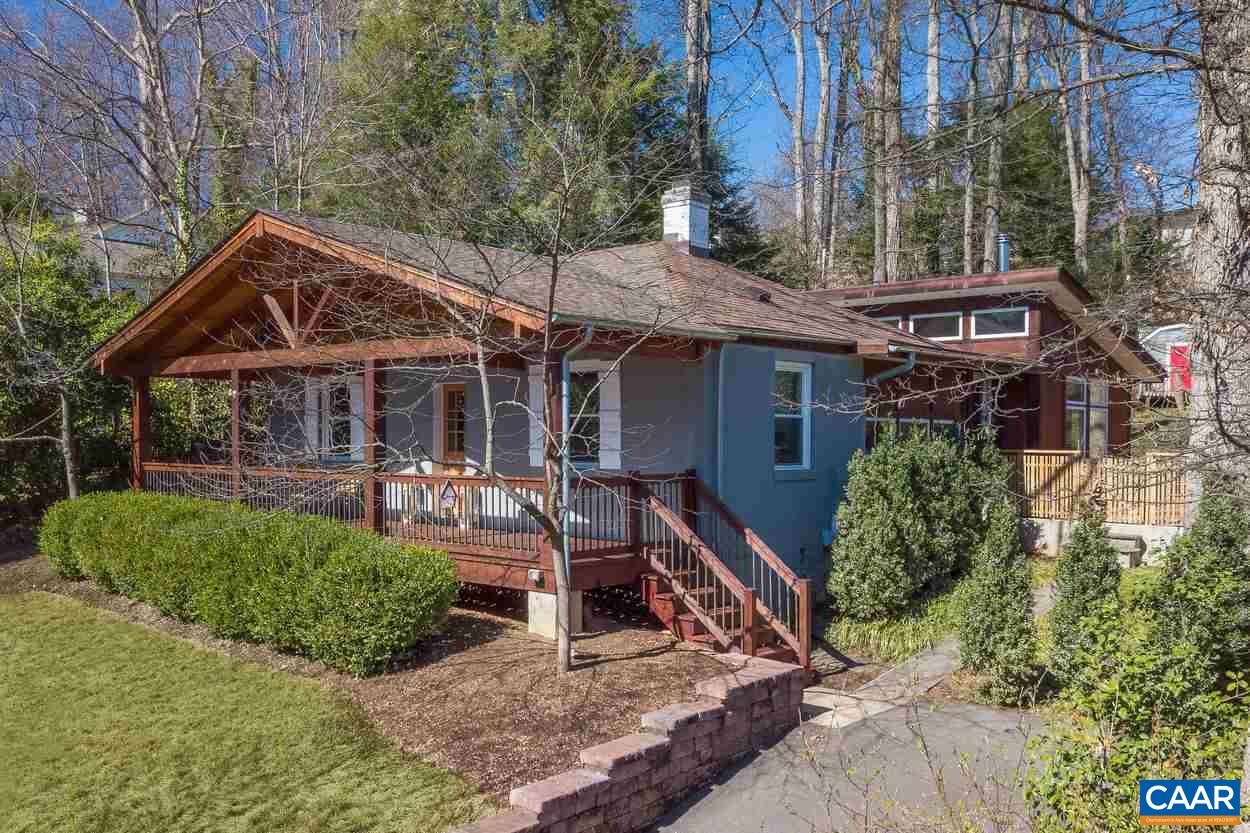 1433 GENTRY LN