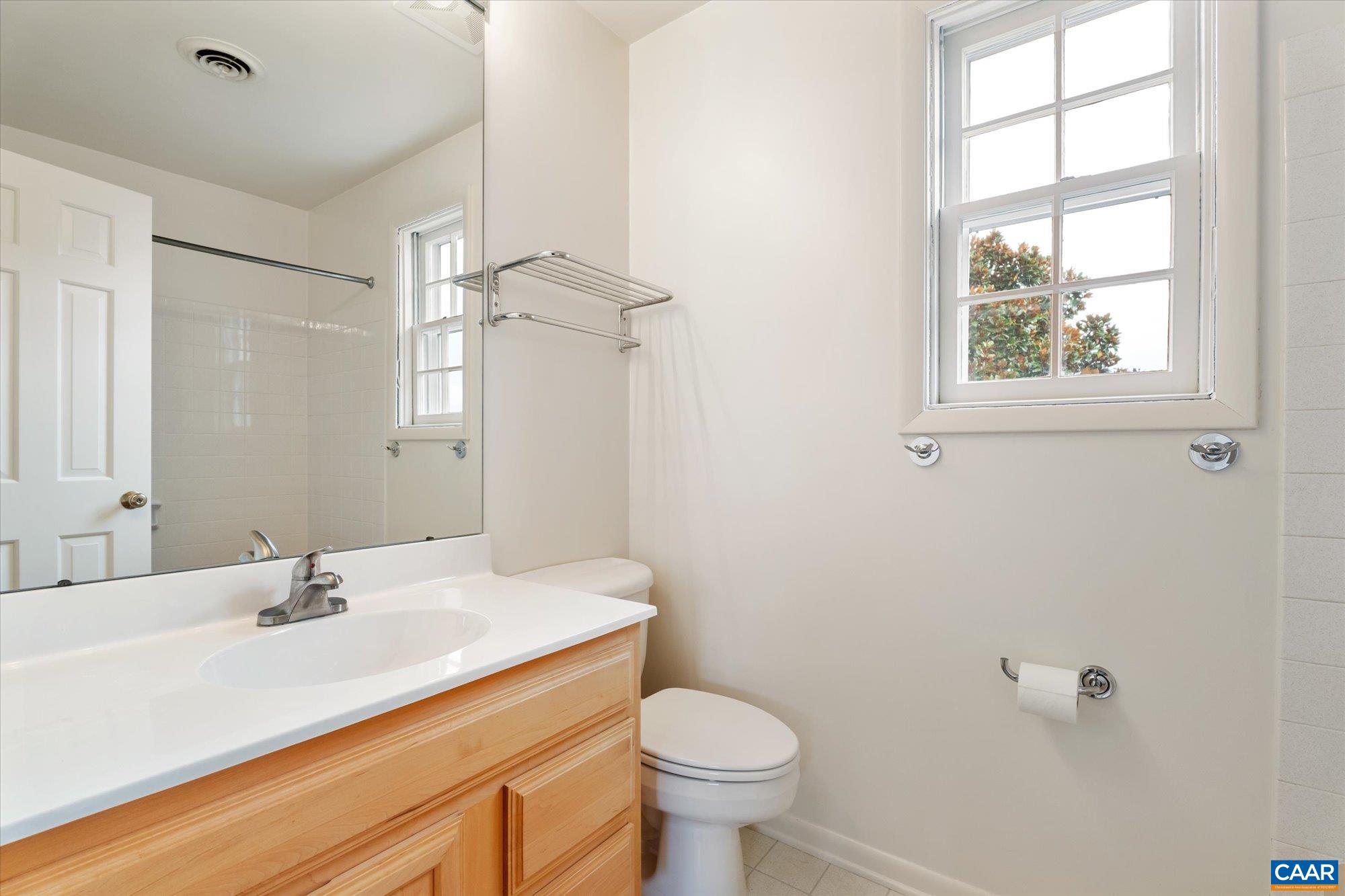 23 EDNAM VILLAGE ST