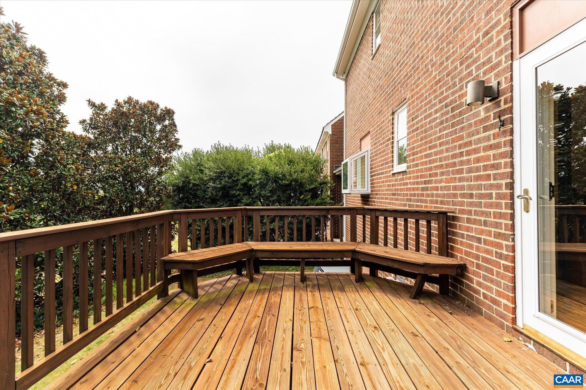 23 EDNAM VILLAGE ST
