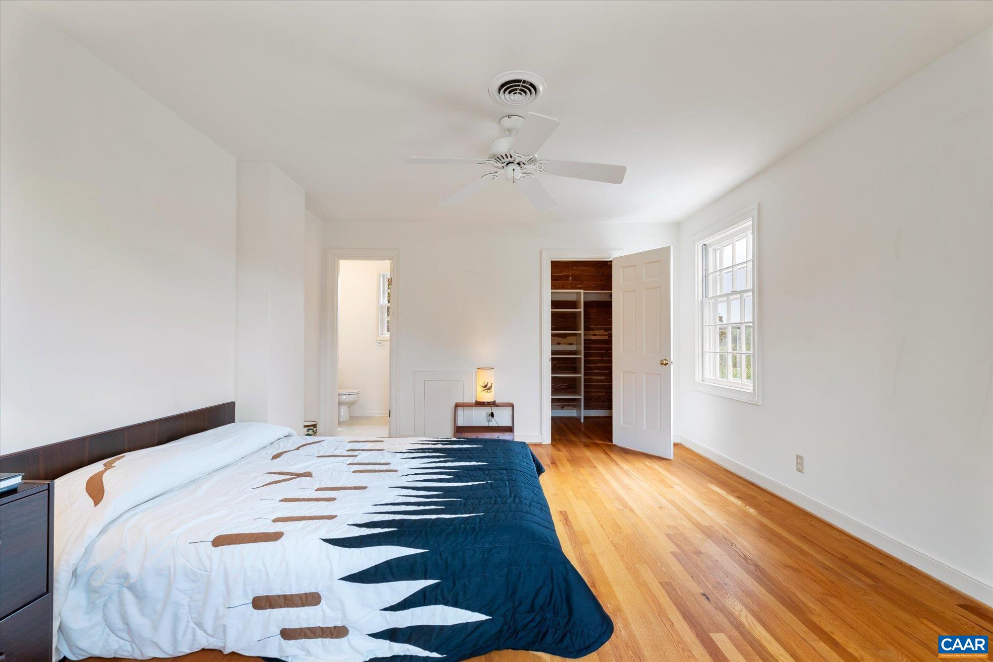 23 EDNAM VILLAGE ST