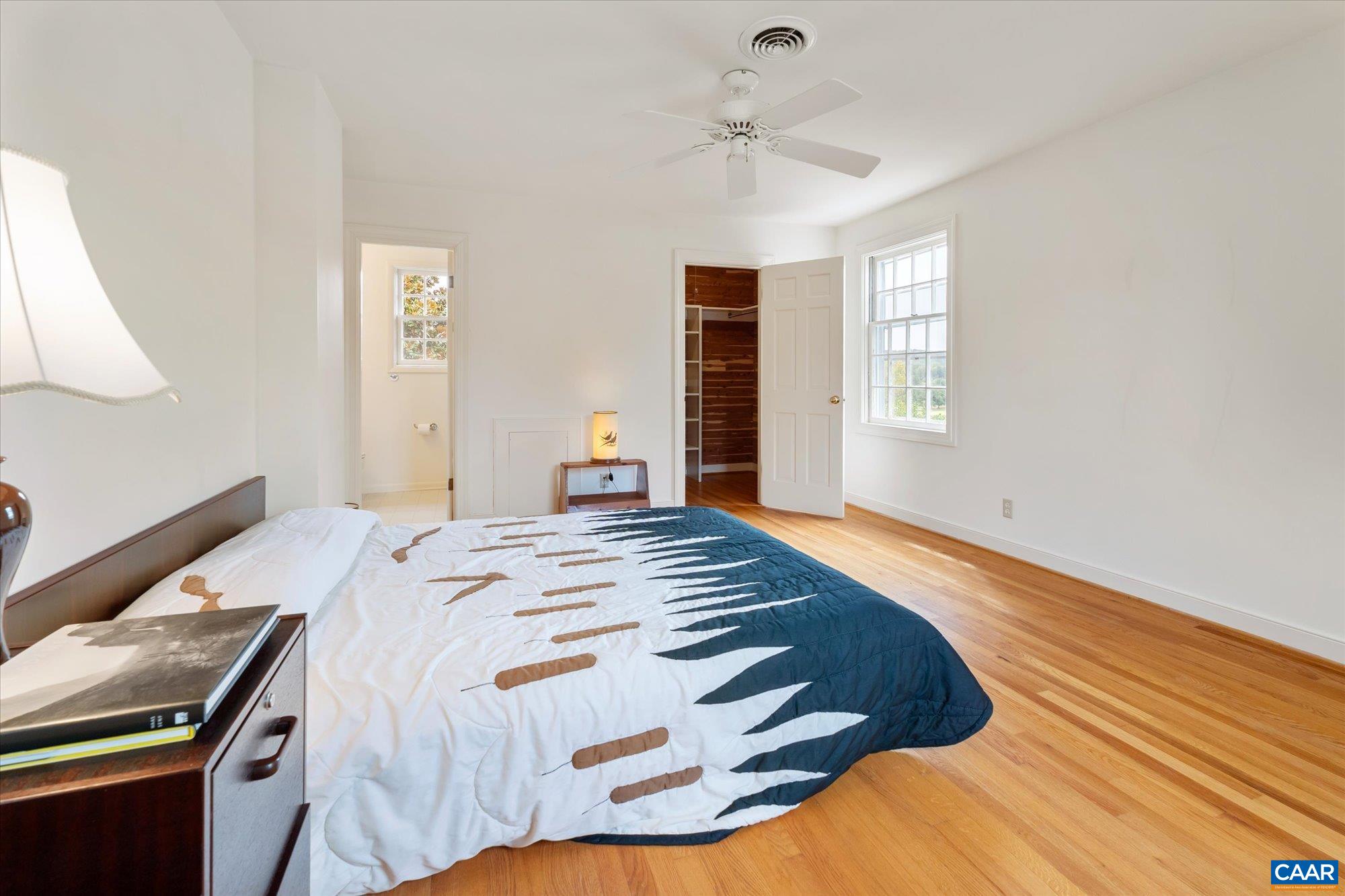 23 EDNAM VILLAGE ST