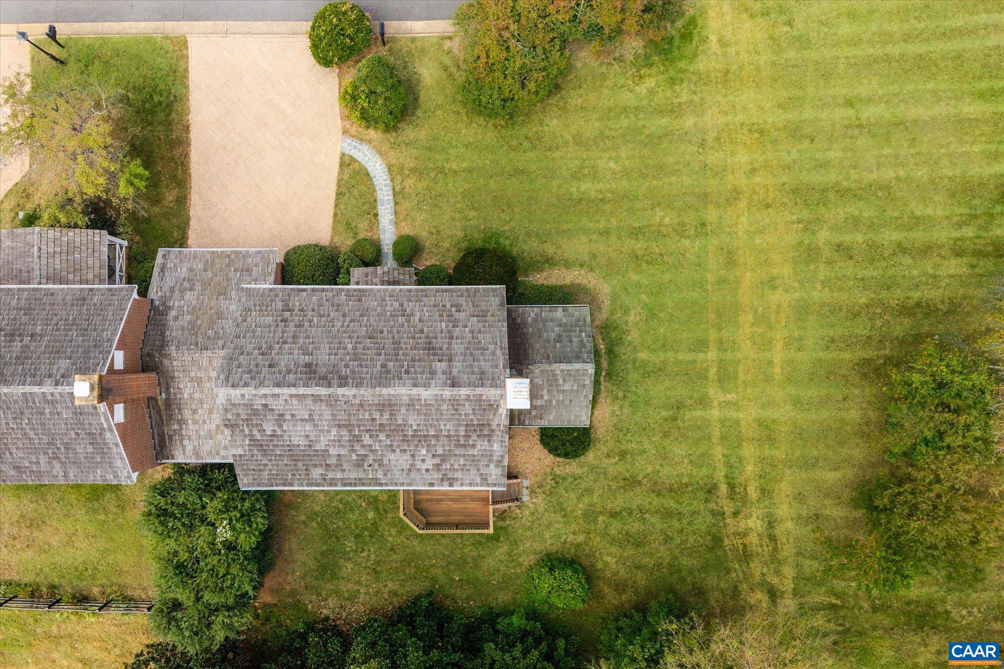 23 EDNAM VILLAGE ST