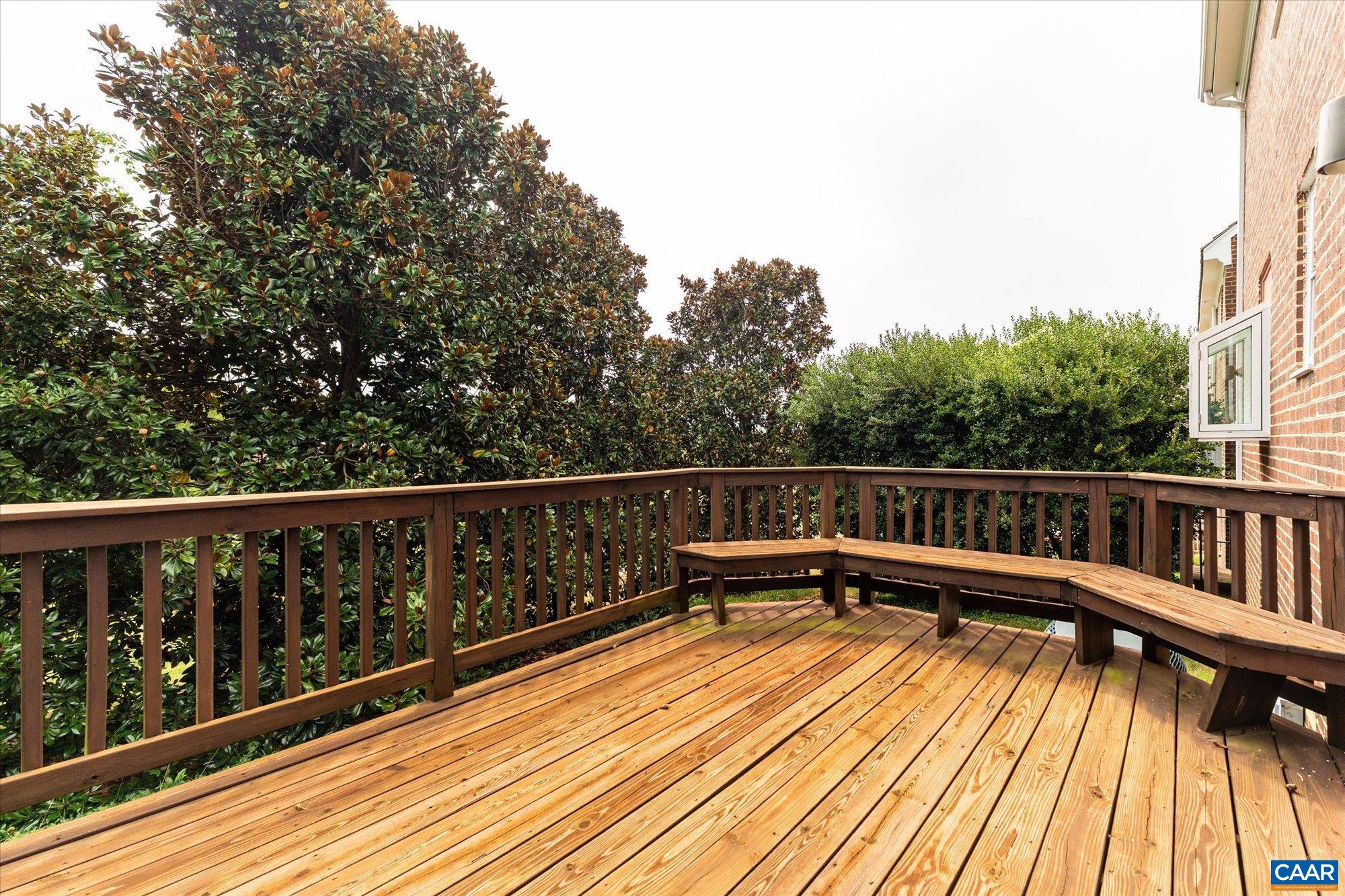 23 EDNAM VILLAGE ST