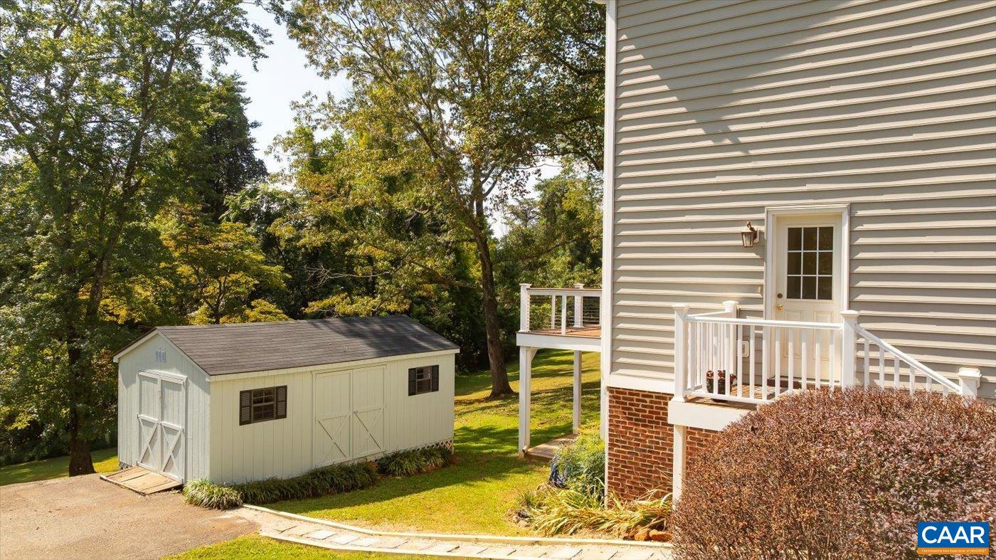 1769 FRANKLIN DR