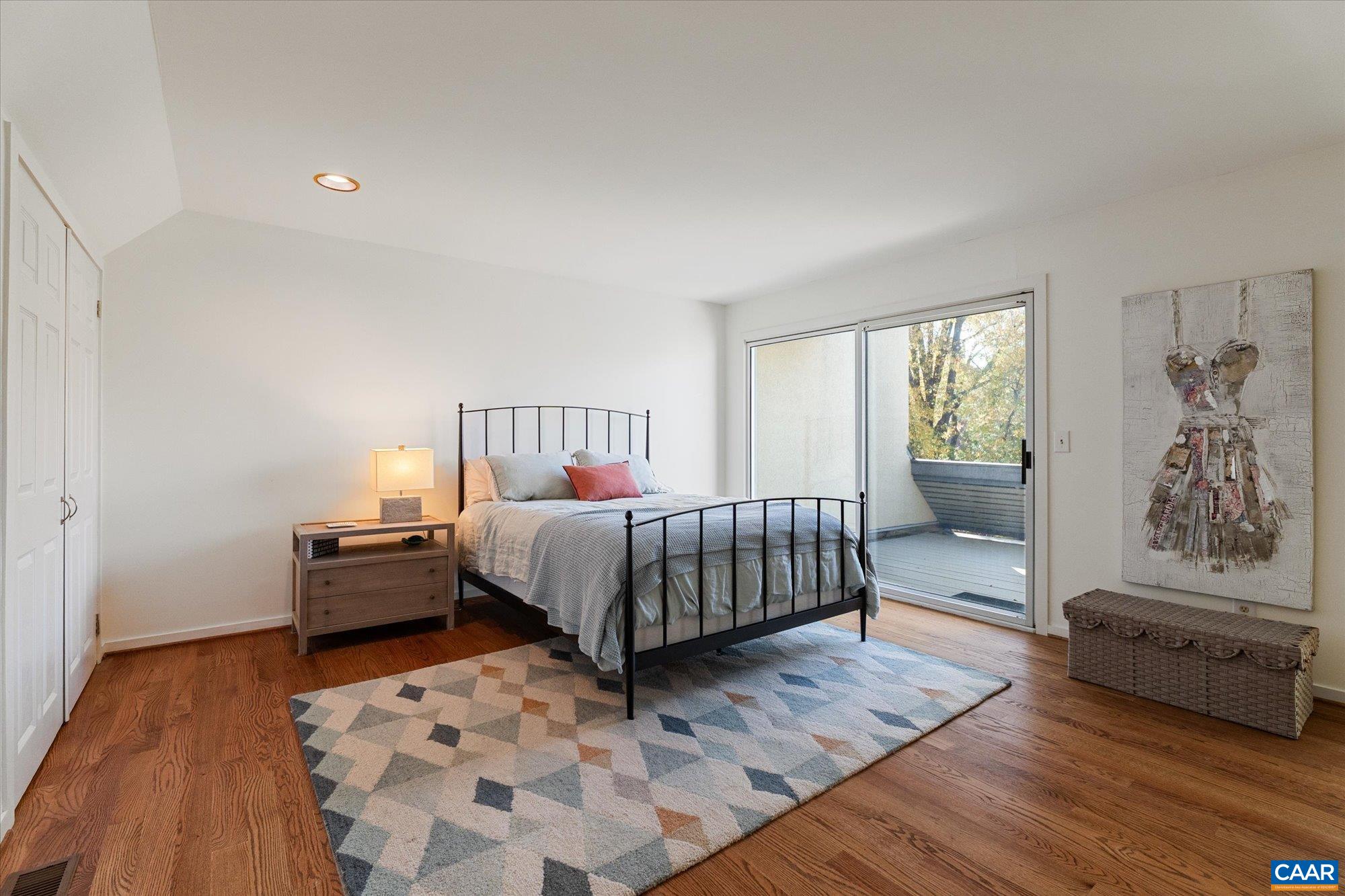 301 NW 2ND ST Unit: C