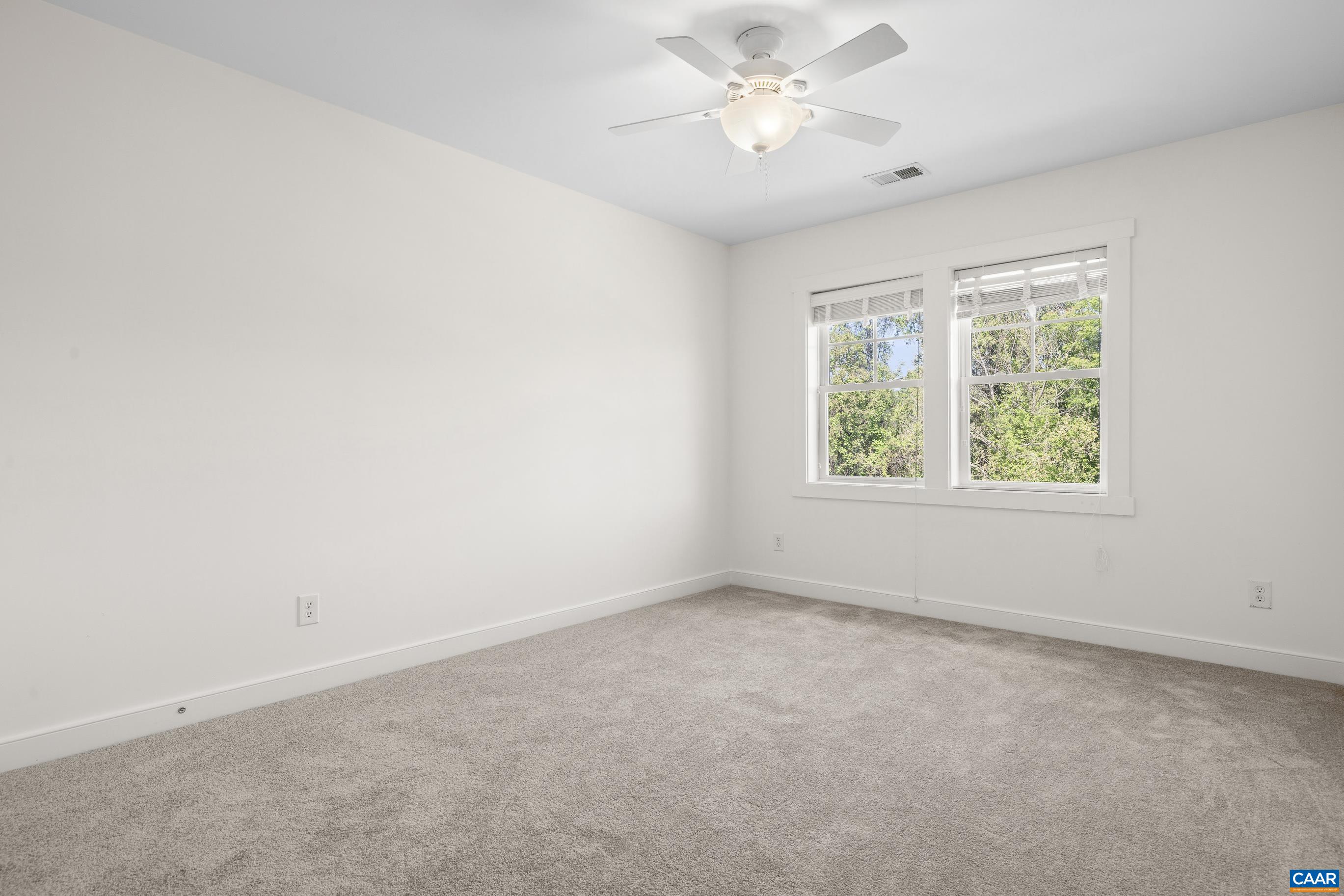 653 TYREE LN