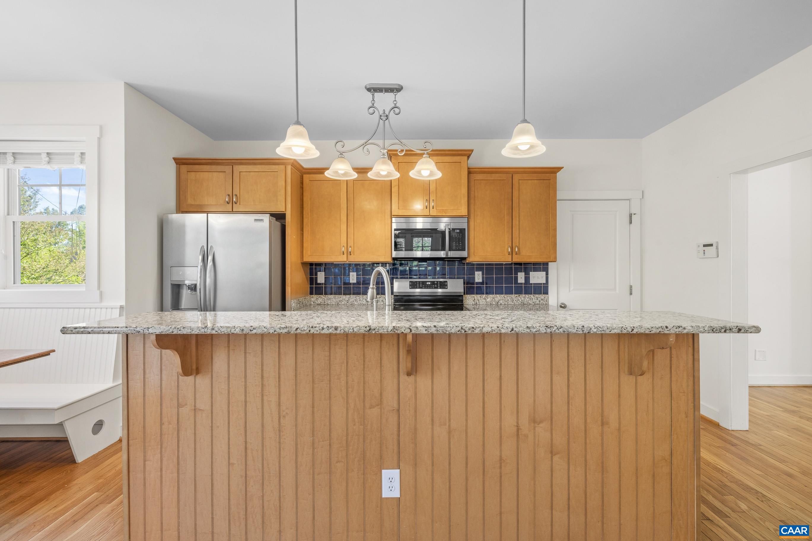 653 TYREE LN
