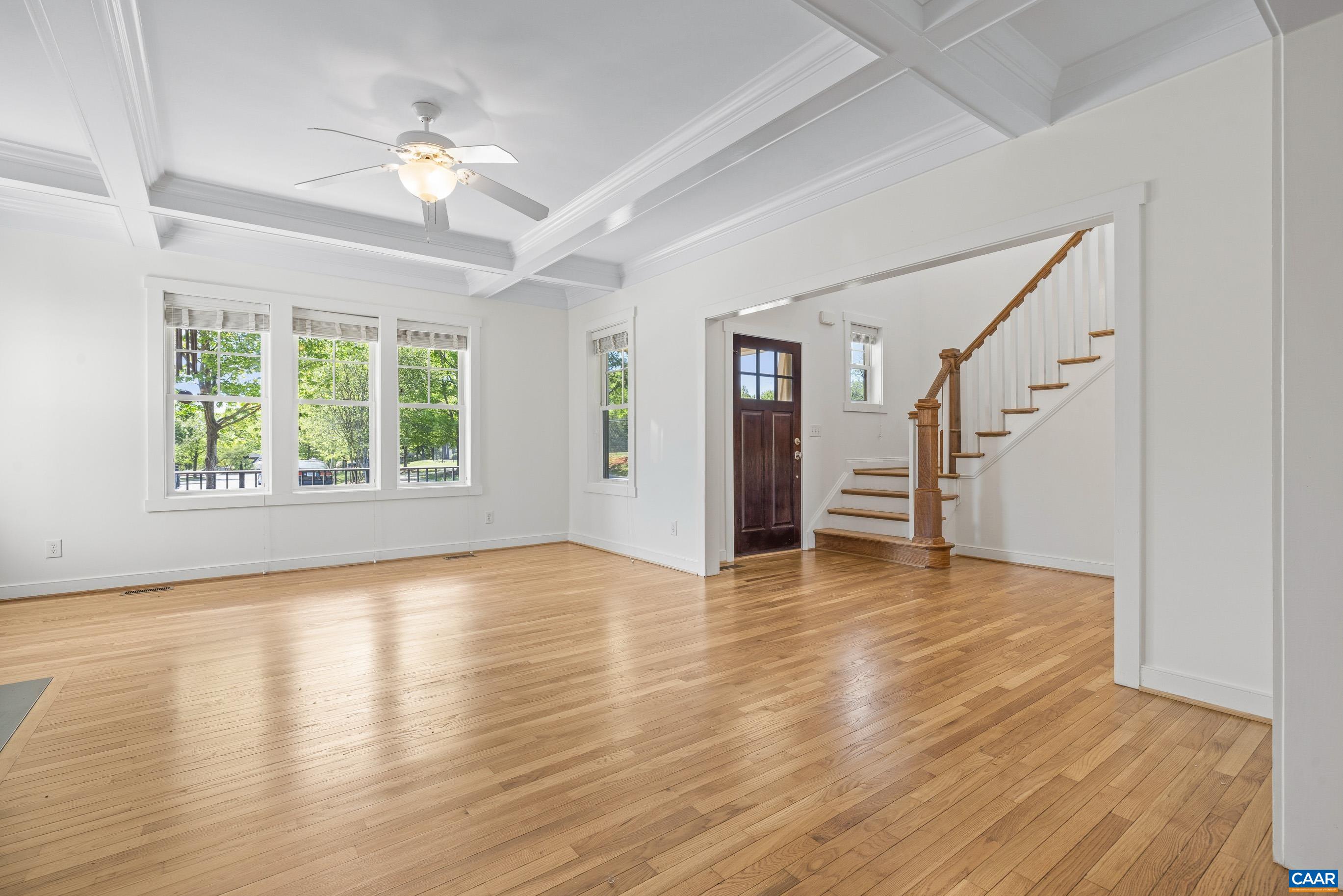 653 TYREE LN