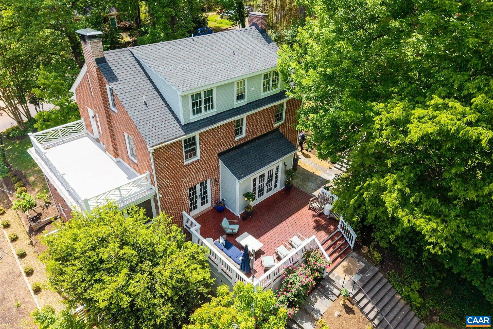 1627 OXFORD RD