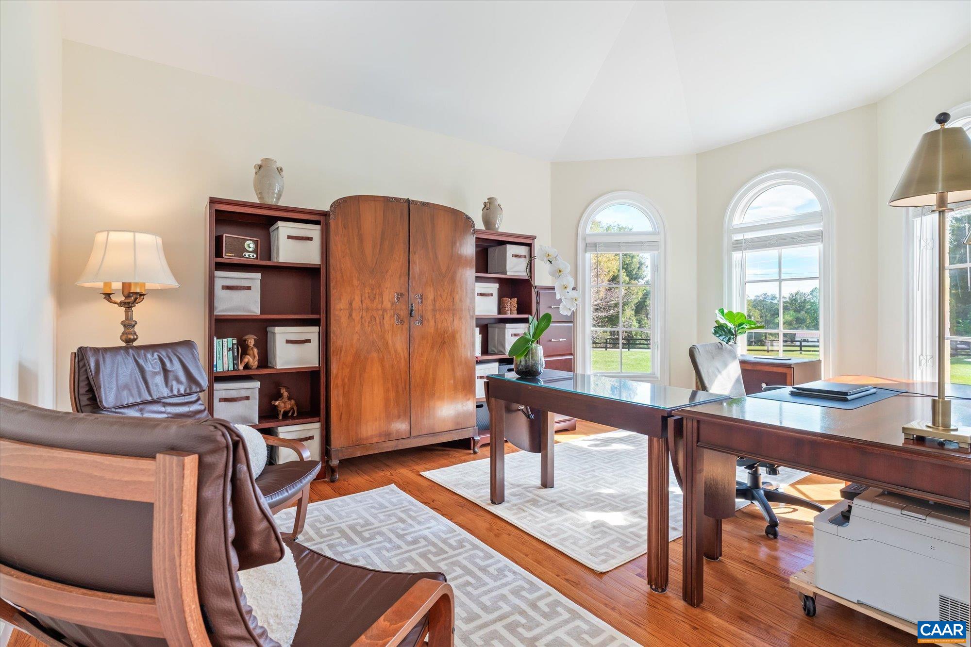 540 SUNRISE LN