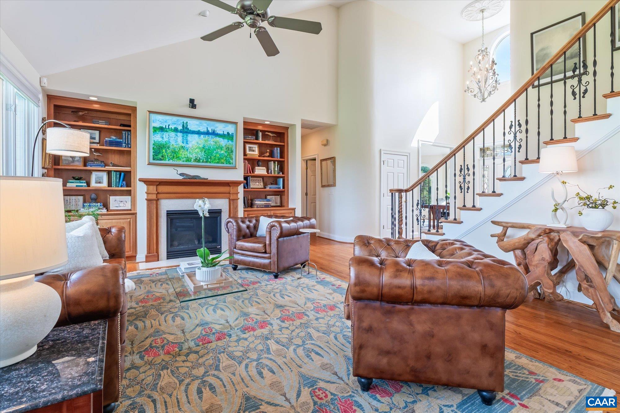 540 SUNRISE LN