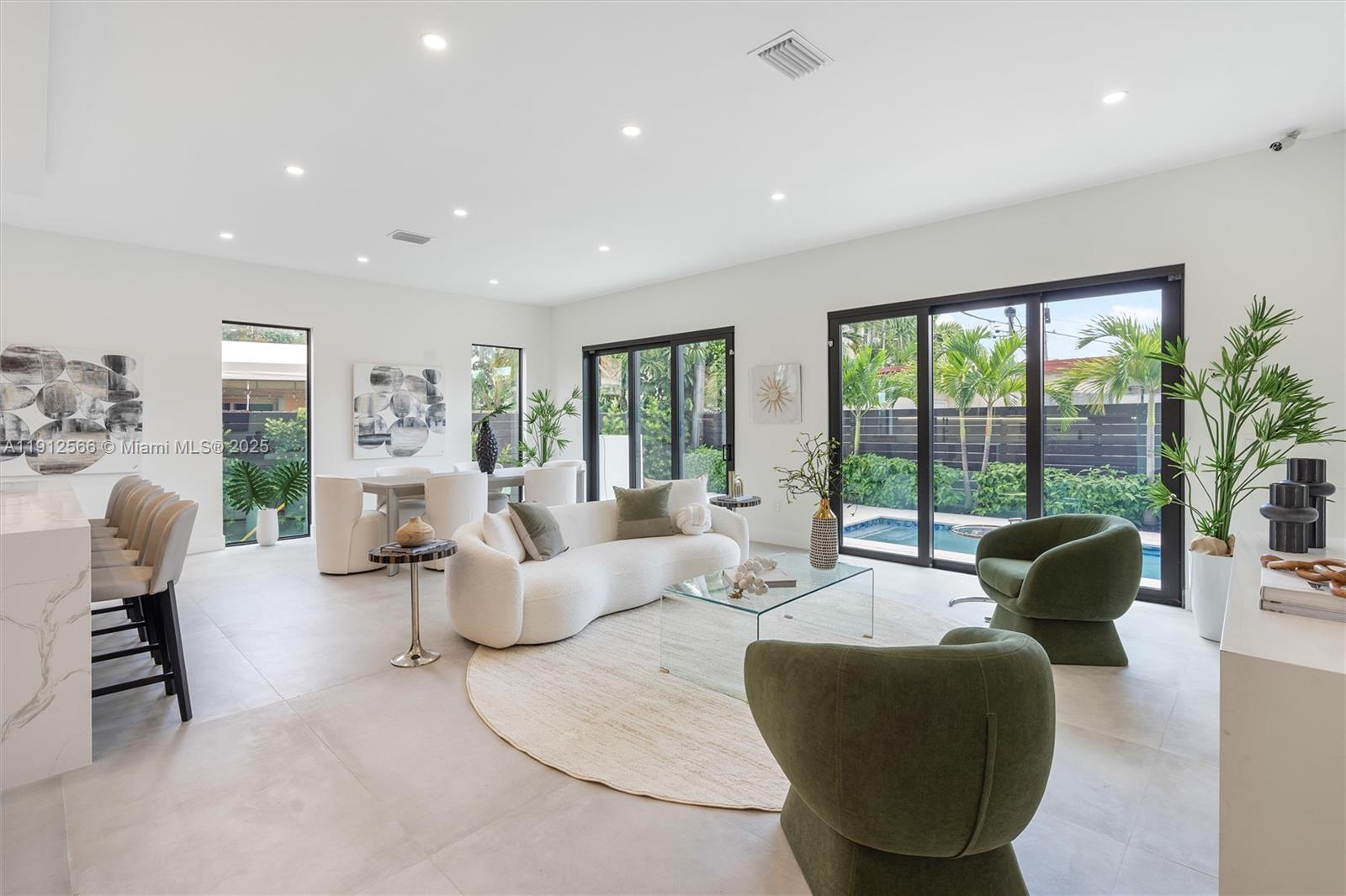 1814 Middle River Dr