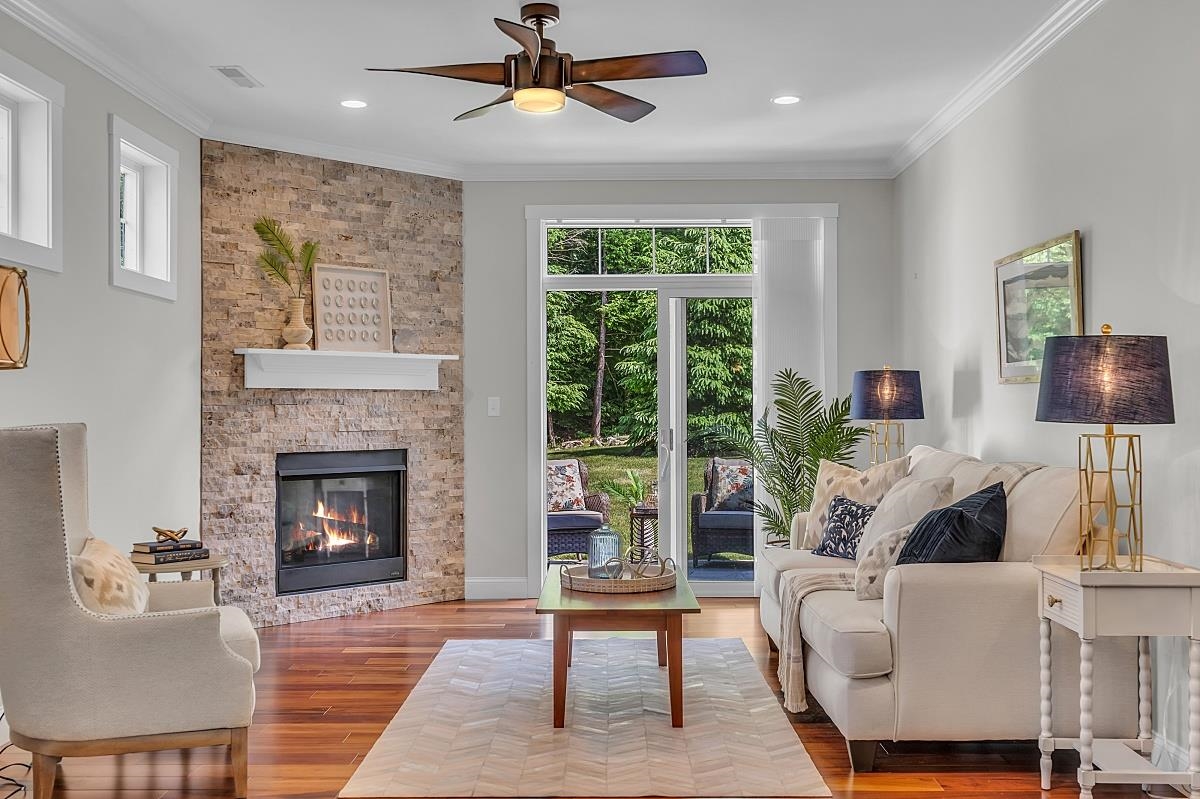 14 Green Road Unit: 14