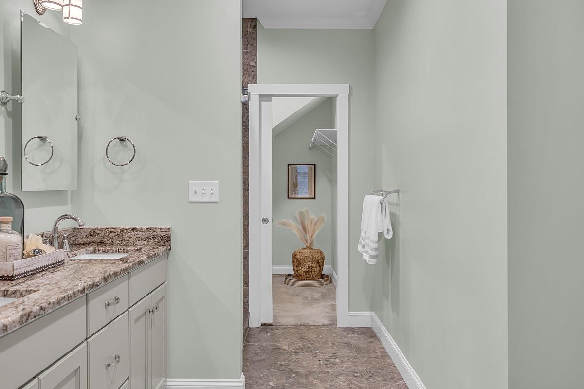 14 Green Road Unit: 14