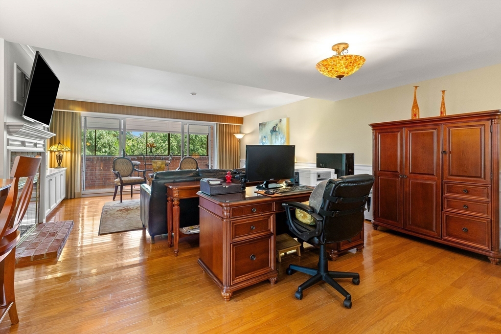 1 Merrimac Street # 30