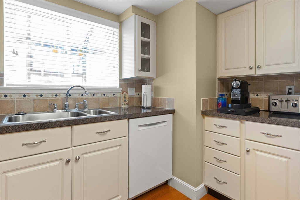 1 Merrimac Street # 30