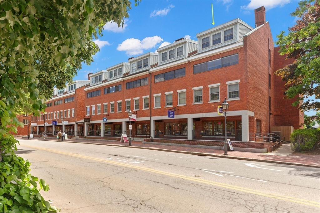 1 Merrimac Street # 30