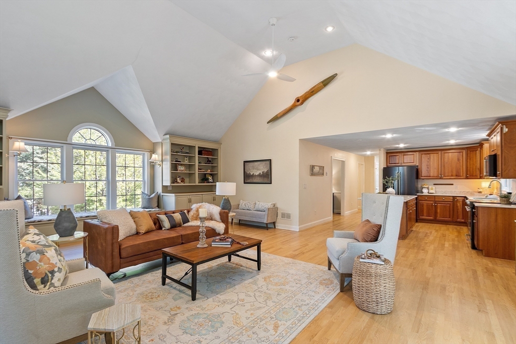 10 Olde Taverne Lane