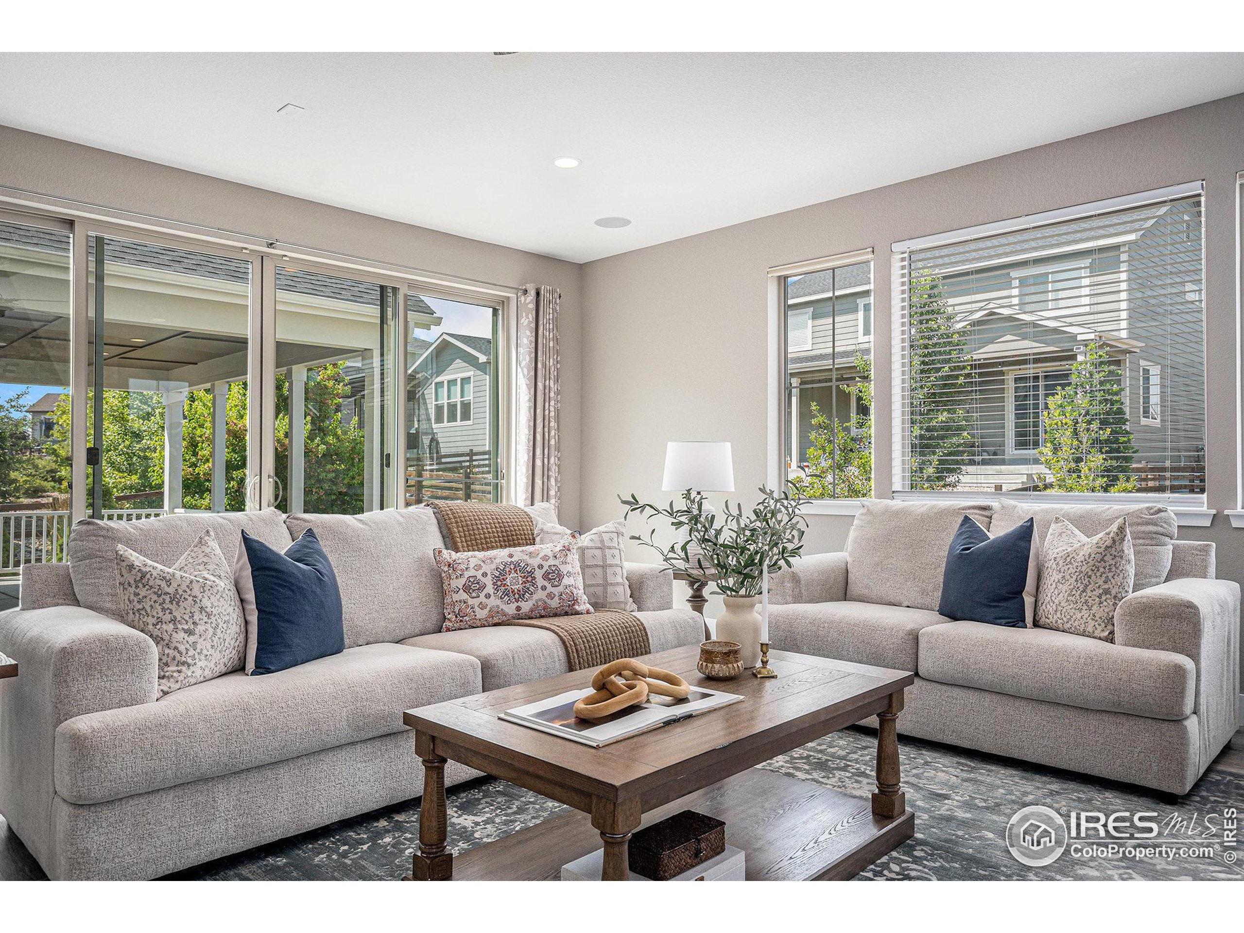 4565 Colorado River Dr