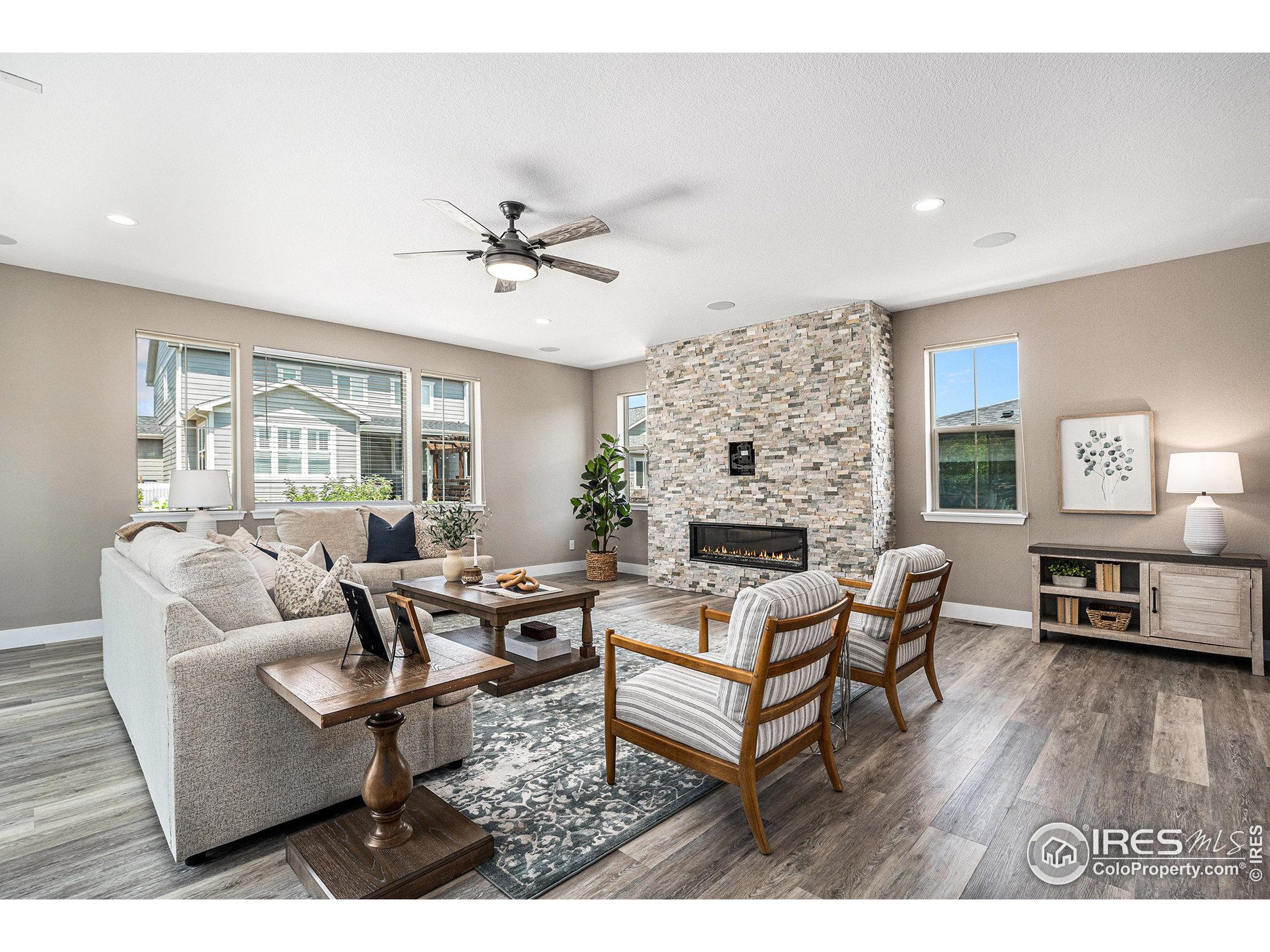 4565 Colorado River Dr