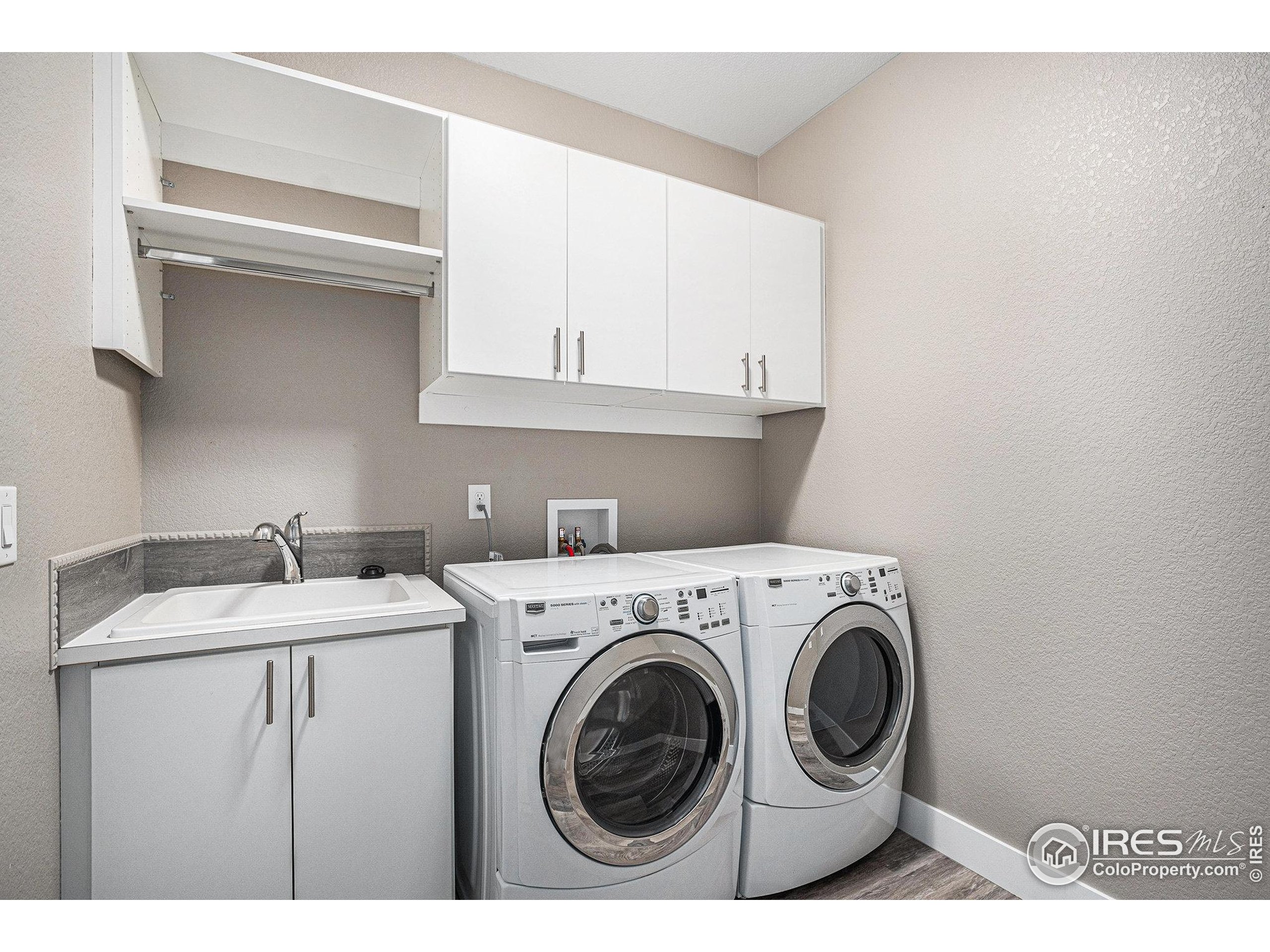 4565 Colorado River Dr