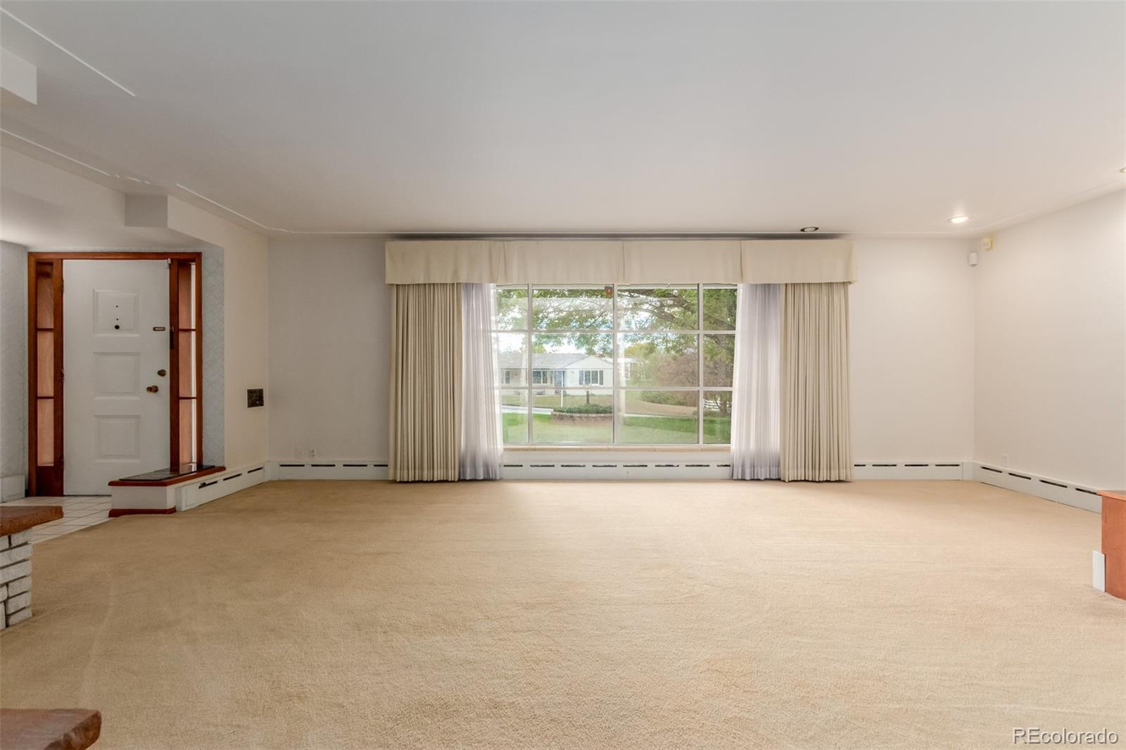 3880 Independence Court