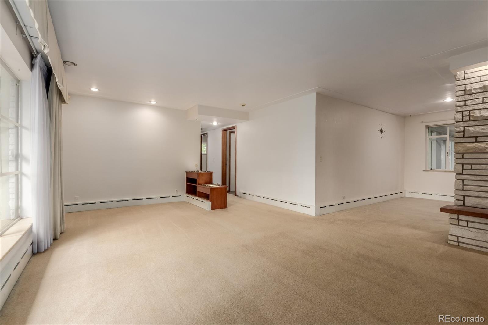 3880 Independence Court