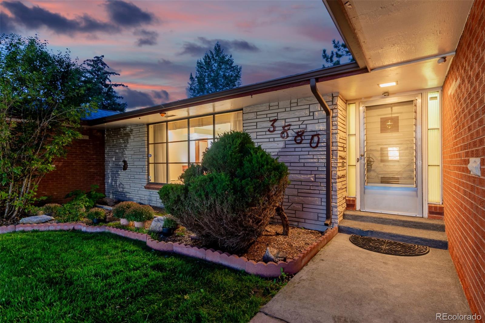 3880 Independence Court