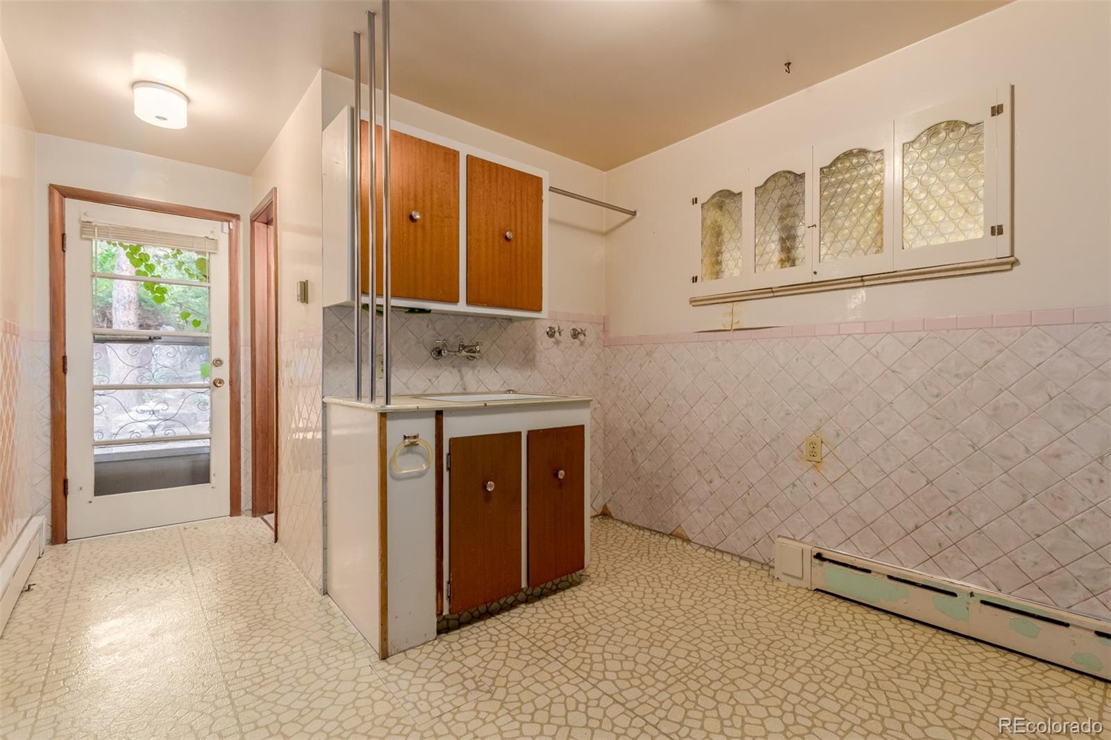 3880 Independence Court