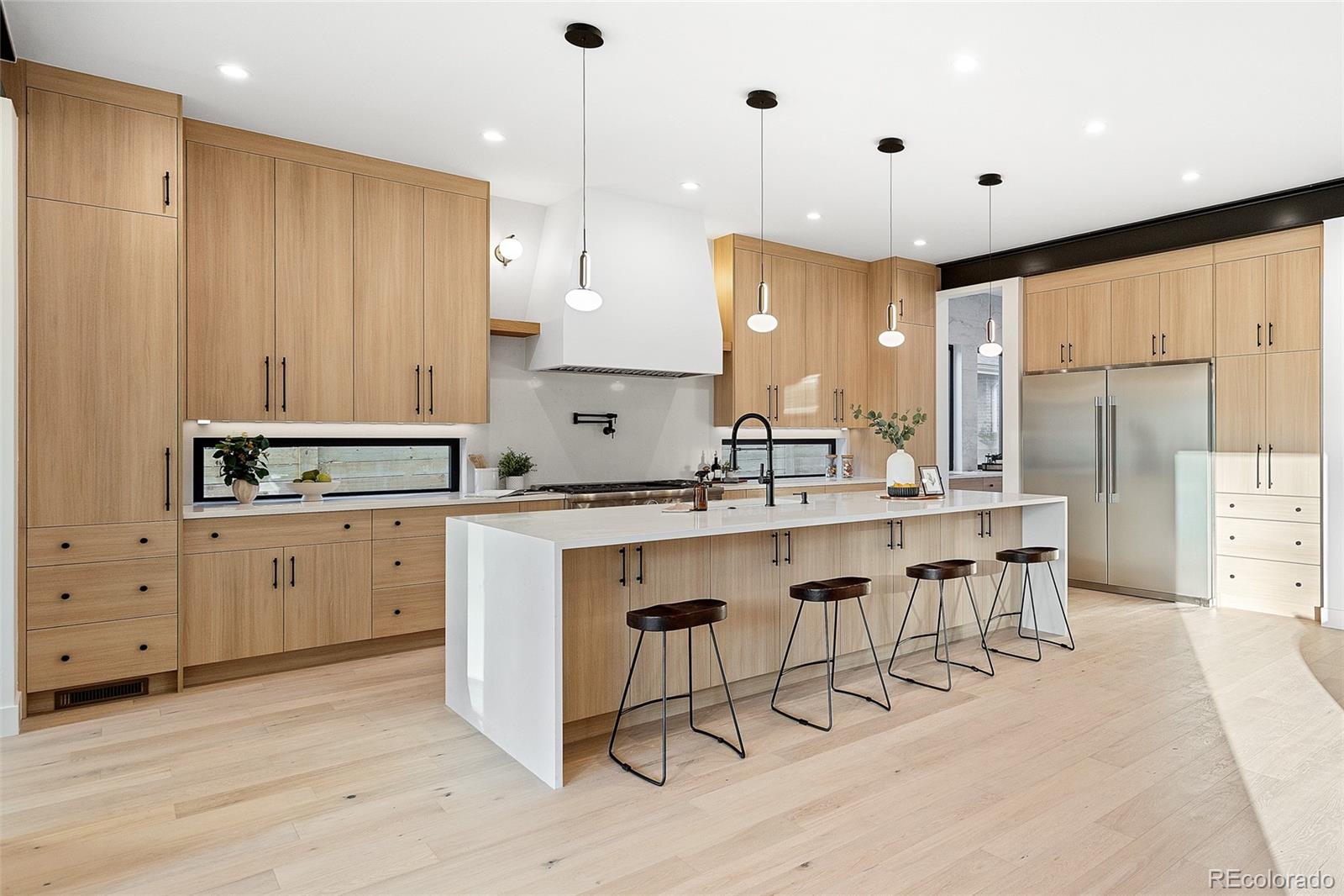 1907 S Clarkson Street