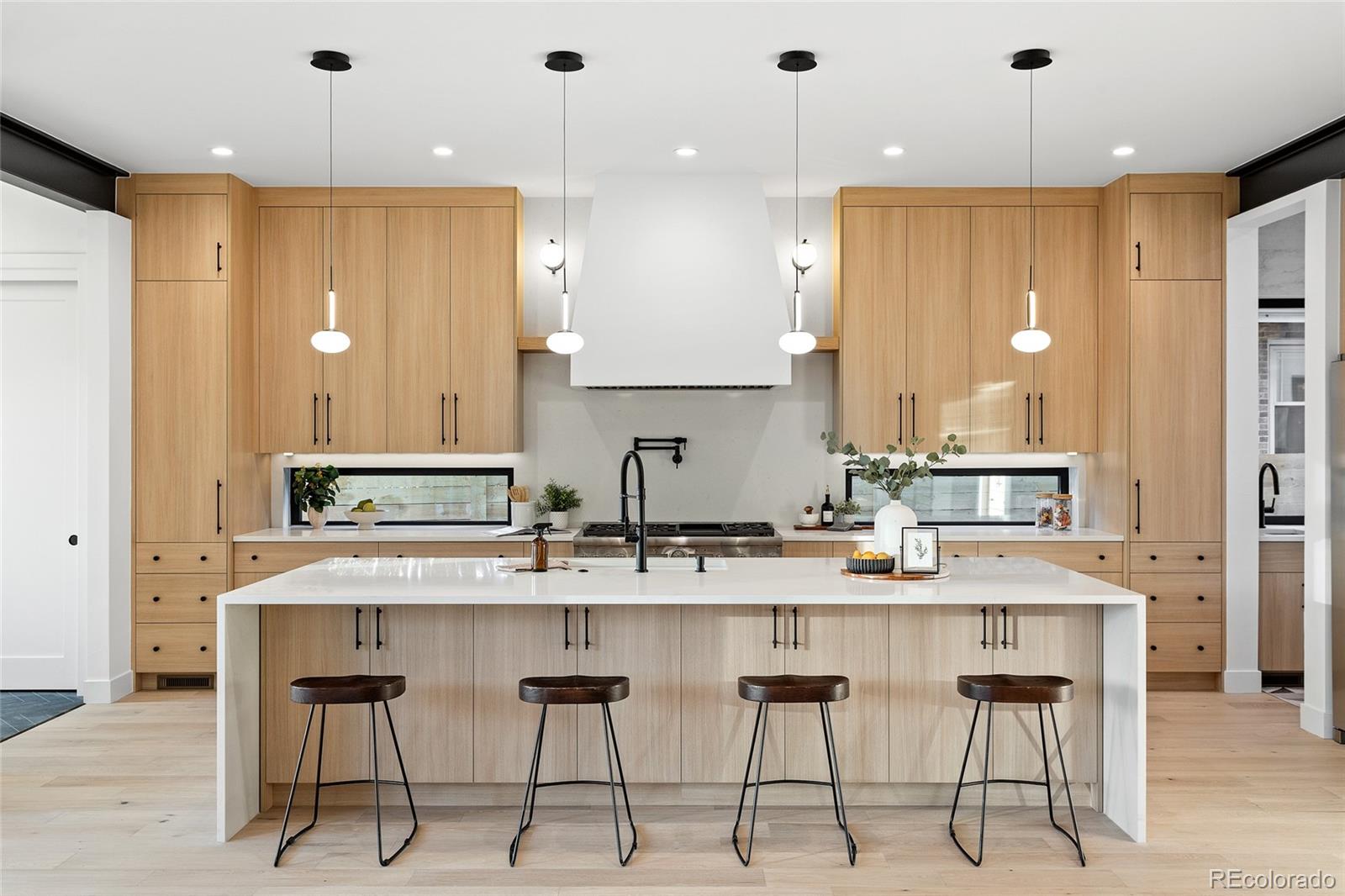 1907 S Clarkson Street