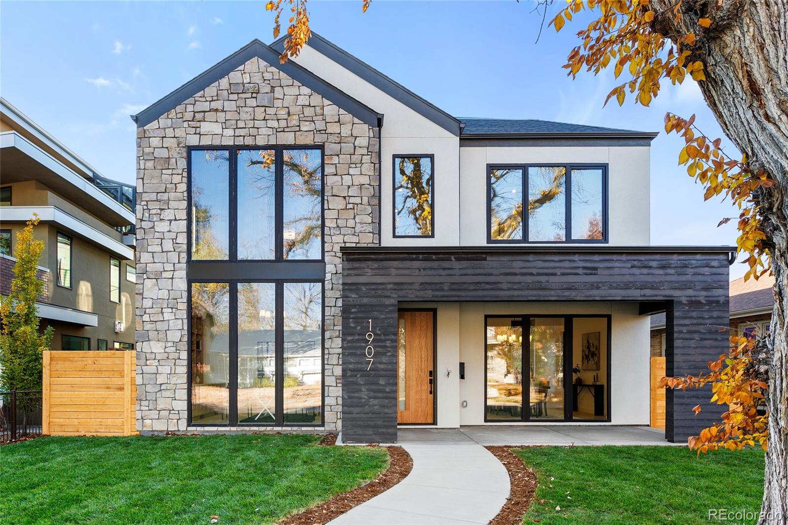 1907 S Clarkson Street