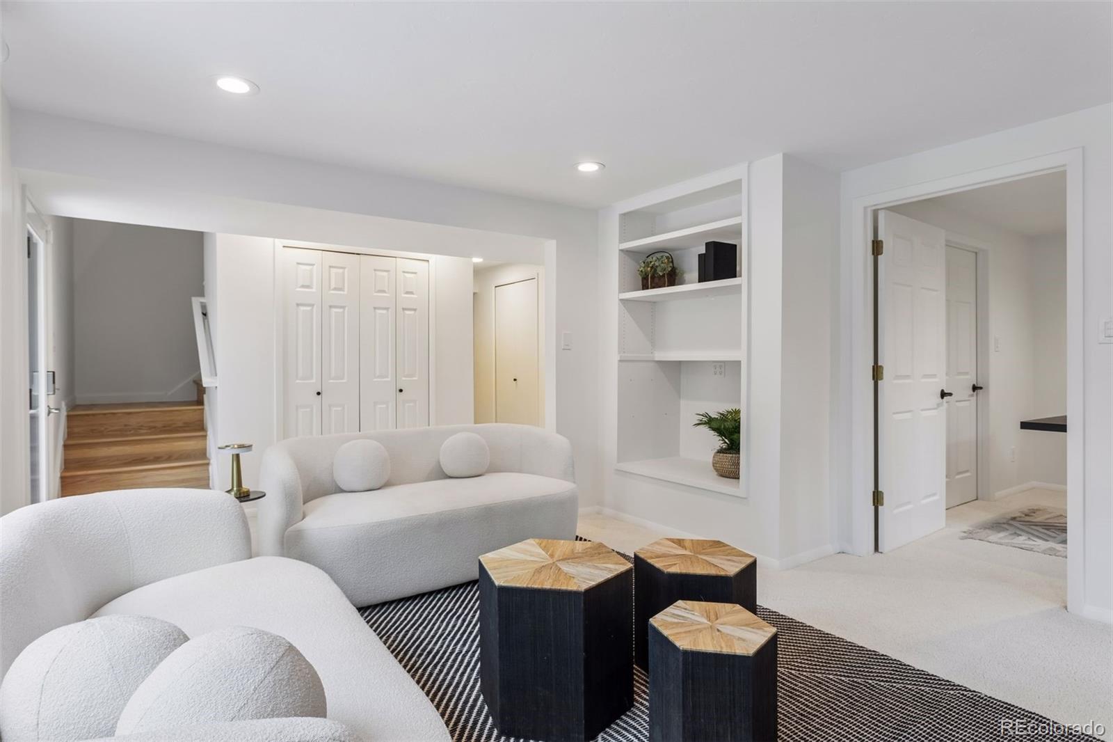 9591 E Orchard Drive
