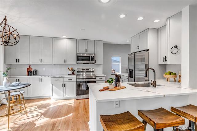 9434 Hibiscus Drive