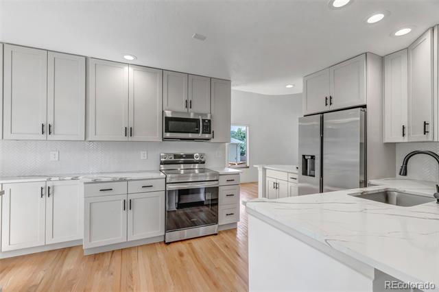 9434 Hibiscus Drive