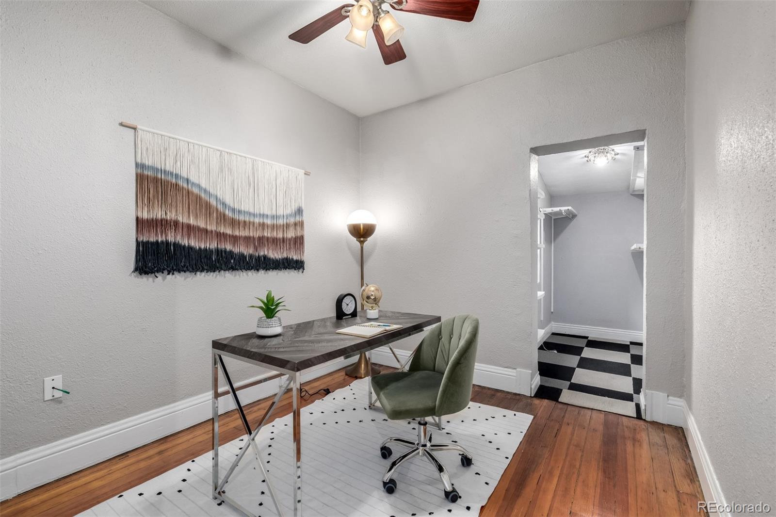 3065 N Gilpin Street